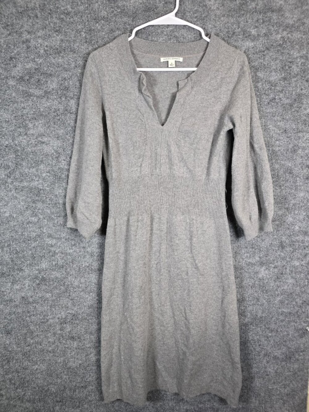 Banana Republic Dress Womens Small Gray Wool Knit Sweater V Neck 3/4 Sleeve